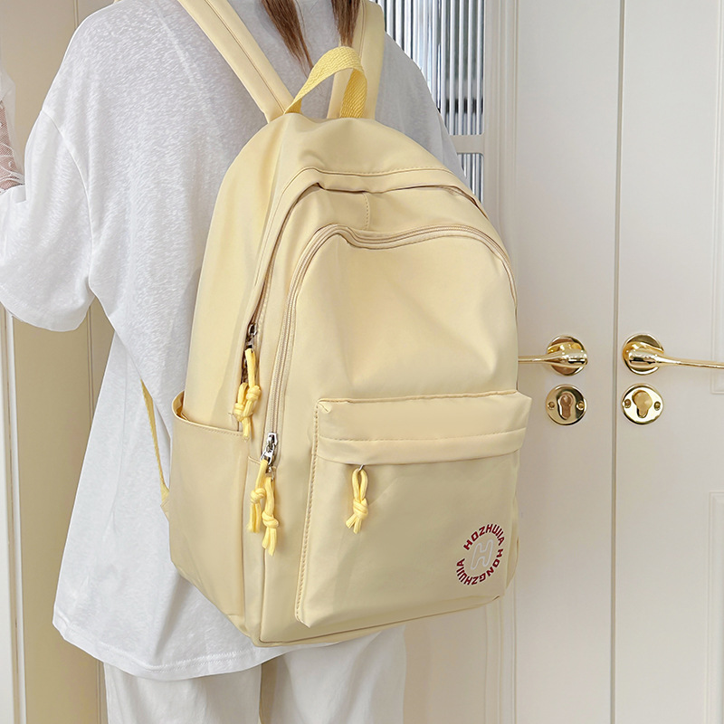 New high-appearancelevel, fresh and cute schoolbag, simple and lightweight for students, fashionable and versatile for commuting, large-capacity backpack details Picture
