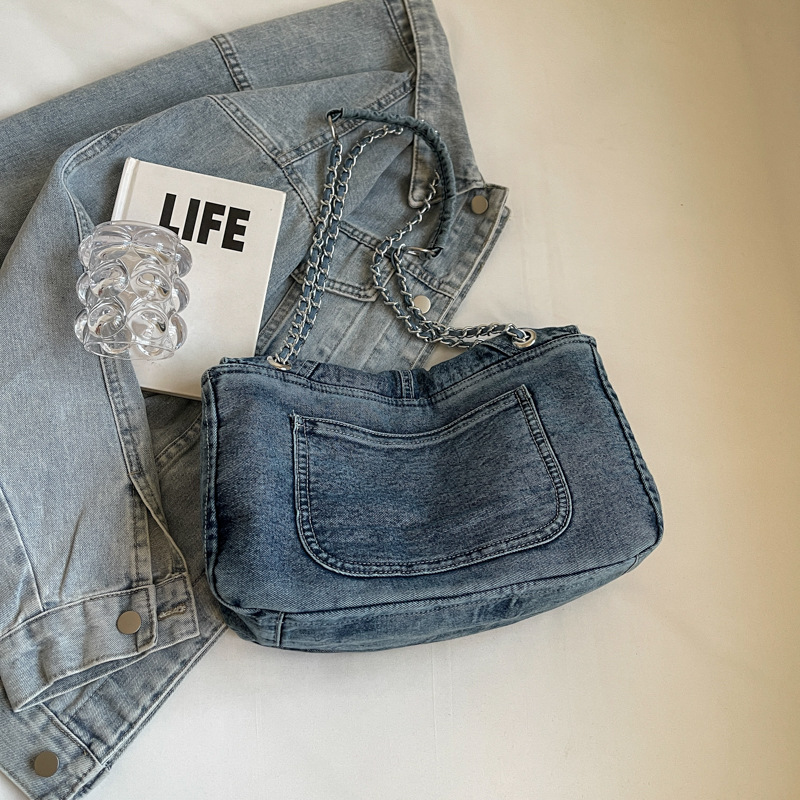 Denim bag for girls 2024 New style, fashionable large-capacity chain shoulder bag, high-end class commuting tote bag Specification drawing