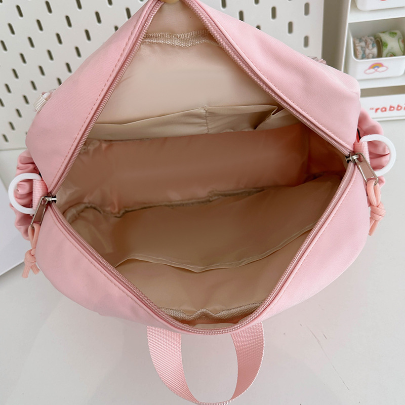 Cute Japanese student single-shoulder handbag, commuter bag, transparent smug pain bag, ins girl backpack, crossbody bag Application Scenario