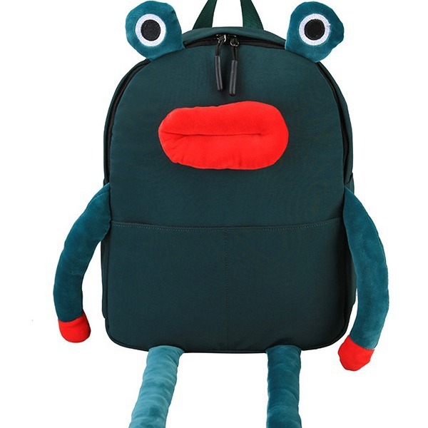 A creative, unique, funny and cute frog backpack for a Japanese girl. It's a eye-catching backpack for her best friend when she goes out or goes shopping Item Picture