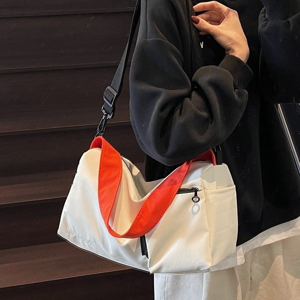 Men's travel bag, a lightweight hand-held luggage bag with a high-end feel. Women's large-capacity water-resistant sports single-shoulder bag full figure