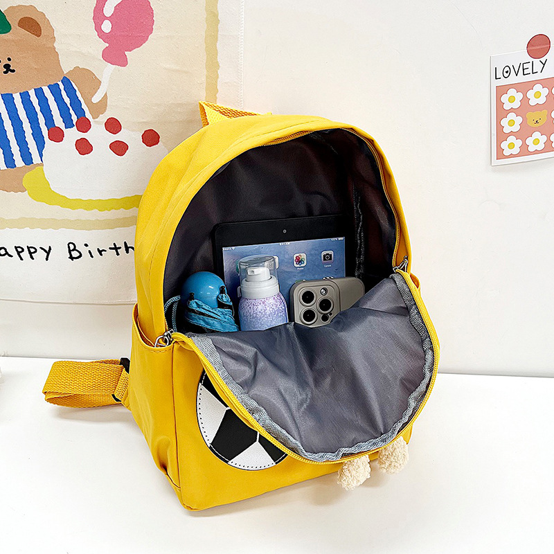 Children's travel cartoon schoolbags, primary school students' backpacks, cute six-color football backpacks for boys and girls Application Scenario