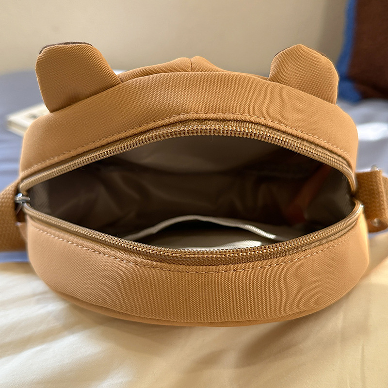 Cute crossbody small bag for women 2025 summer new style, fashionable and versatile, soft and cute cartoon phone bag, student single-shoulder bag Application Scenario
