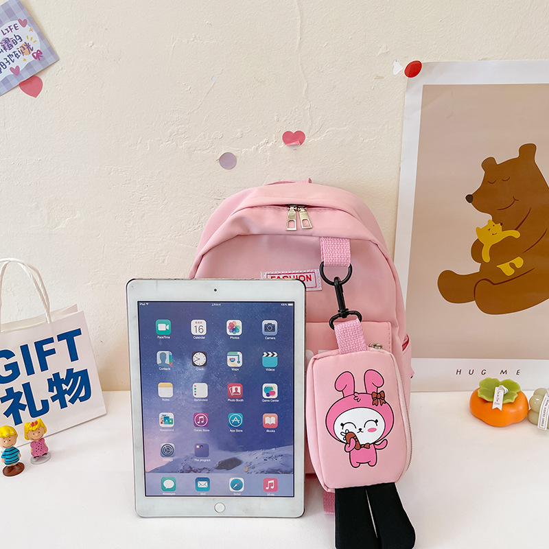 Girls' children's pen bags, training institutions, cute schoolbags for primary school students, boys' children's backpacks, early childhood education bags, can print "LO" Application Scenario