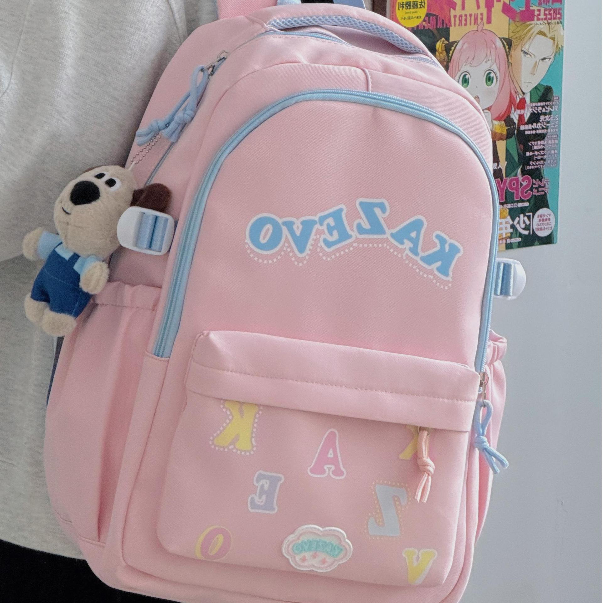 A new high-appeal, fresh and sweet school-style backpack for junior and senior high school students, featuring a large capacity for after-school tutoring and spring outings details Picture