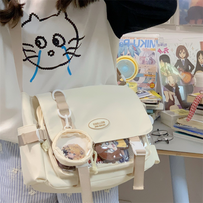 A new Japanese-style, high-appearance-level, school-style, 2D girl's "Baji Pain Bag" casual, simple and lightweight commuting crossbody bag details Picture