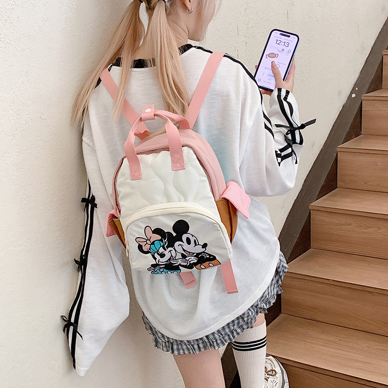New fashionable and versatile backpacks, cute cartoon and anime light backpacks for college students, and cute schoolbags for kindergartens details Picture