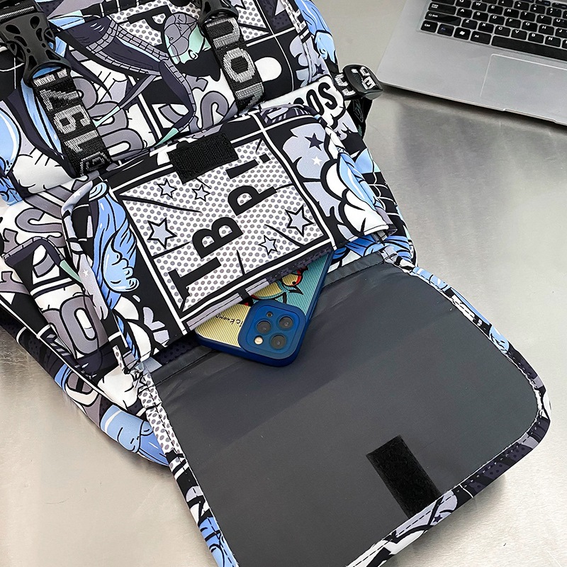 New 2024 schoolbag for boys and girls, junior high school students, simple, large capacity, trendy, high appearance level high school backpack Application Scenario