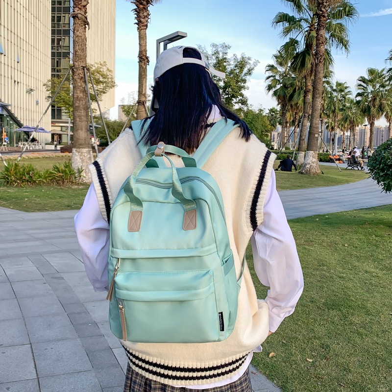 Versatile commuting computer backpack, Japanese Ins-style schoolbag, large-capacity Korean casual handbag, waterproof backpack full figure