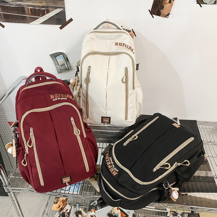 New trendy backpacks for boys, girls, middle school students, junior high school students, senior high school students, college students, couples, large-capacity travel computer bags Application Scenario