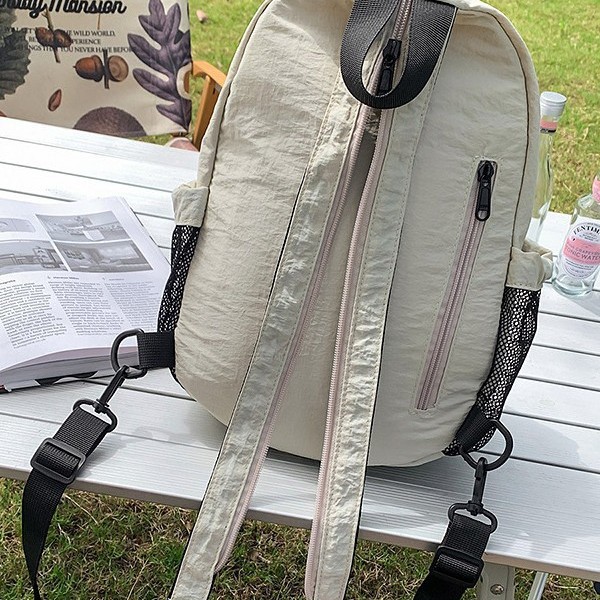 A new high-appearation-level mountain-themed ins drawstring color-blocking backpack for couples, a lightweight travel and mountaineering backpack with large capacity Specification drawing