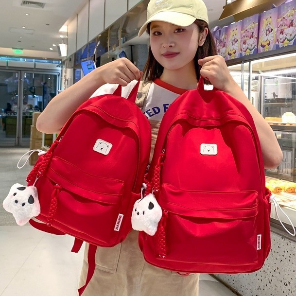 Solid-color summer fresh and light backpack for female college students, simple and versatile backpack, large-capacity schoolbag for junior high school students on Instagram full figure