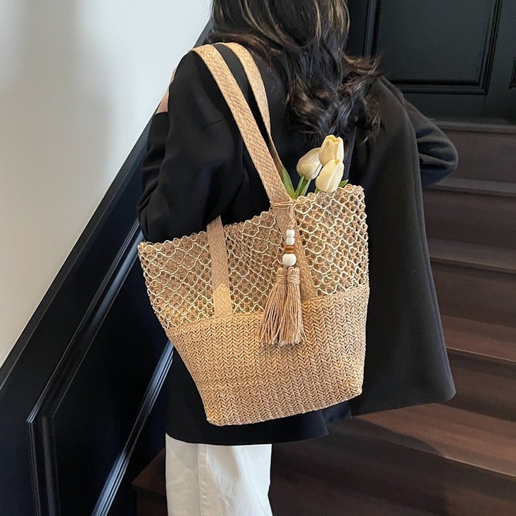 Summer fashion woven bag for women 2025 New French country style Fairy Seaside vacation single-shoulder tote bag details Picture