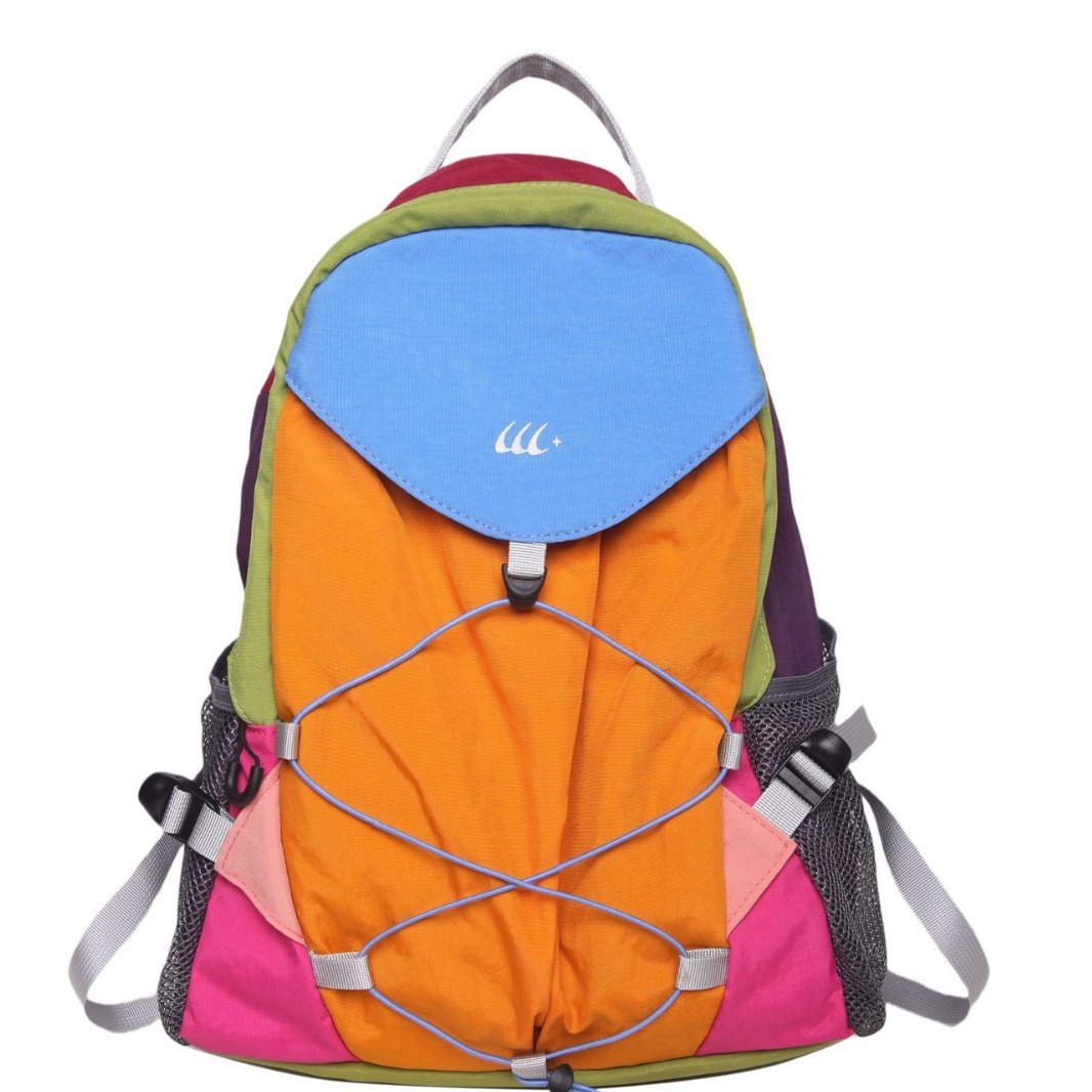 The 2024 new Korean version of the classic color-blocking hiking picnic bag for casual outdoor use, a lightweight and large-capacity travel backpack for women Item Picture