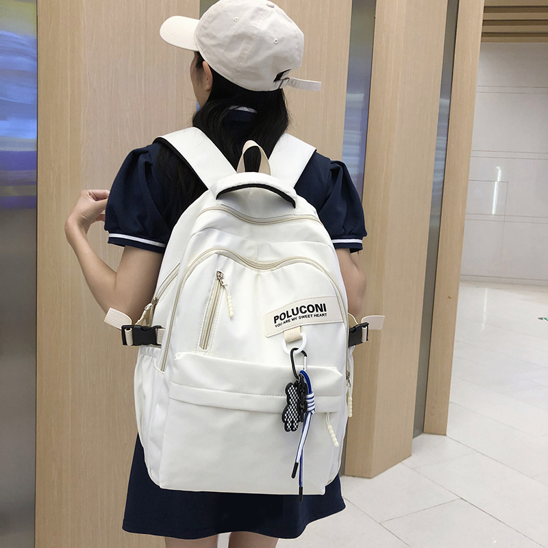 A large-capacity, simple Japanese-style Instagram backpack for junior and senior high school students, a Korean-style Instagram casual backpack in Harajuku style full figure
