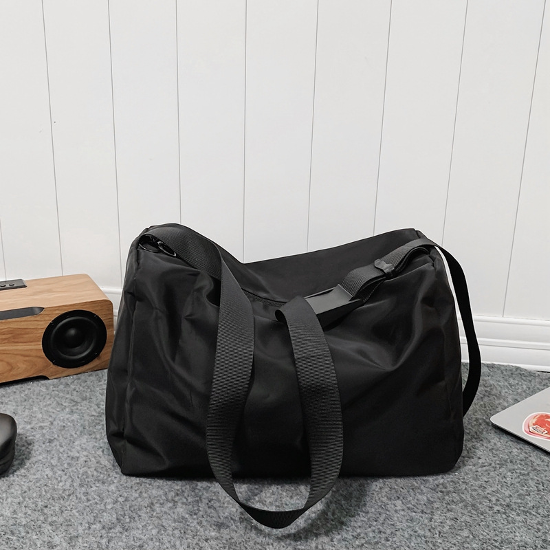 Japanese-style versatile single-shoulder bag, laid-back drape crossbody bag, artistic class bag, messenger bag, casual and simple travel bag Specification drawing