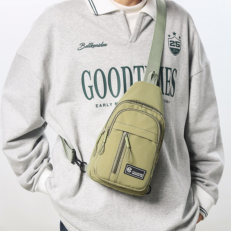 Trendy new single-shoulder bag for both men and women, fashionable, simple and versatile chest bag, casual travel couple crossbody bag details Picture