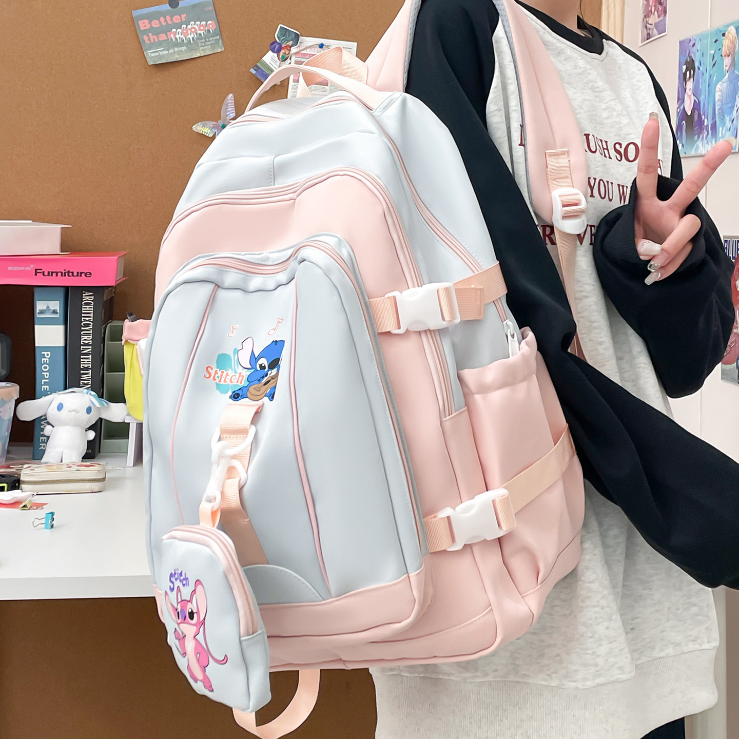 New Korean-style ins fashionable and versatile schoolbag, a casual, simple and lightweight backpack for high school and junior high school students with a large capacity for commuting full figure