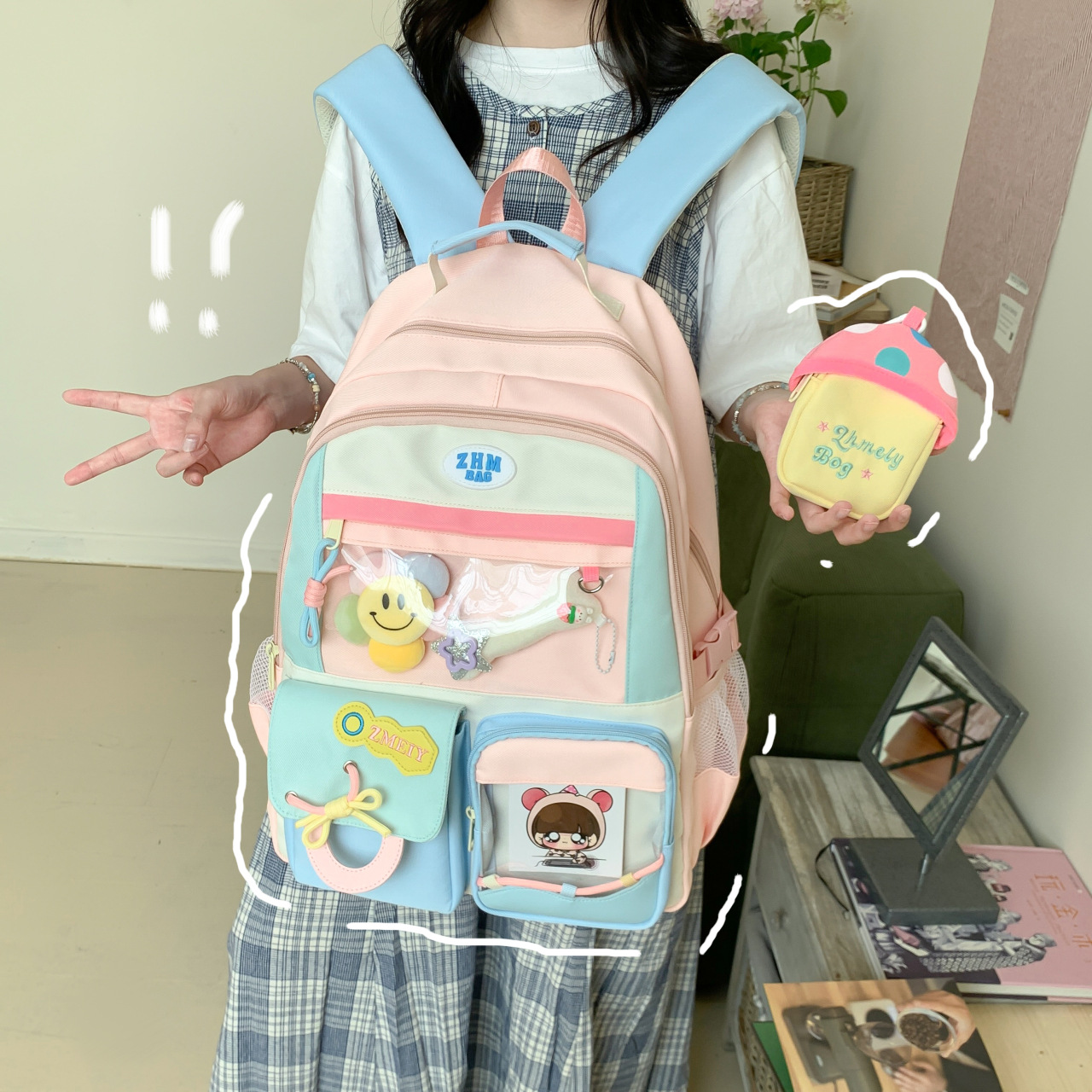 High-appearance-level large-capacity schoolbag for junior high school students, color-blocking backpack for senior high school students, cute new backpack for teenage girls, pain bag full figure