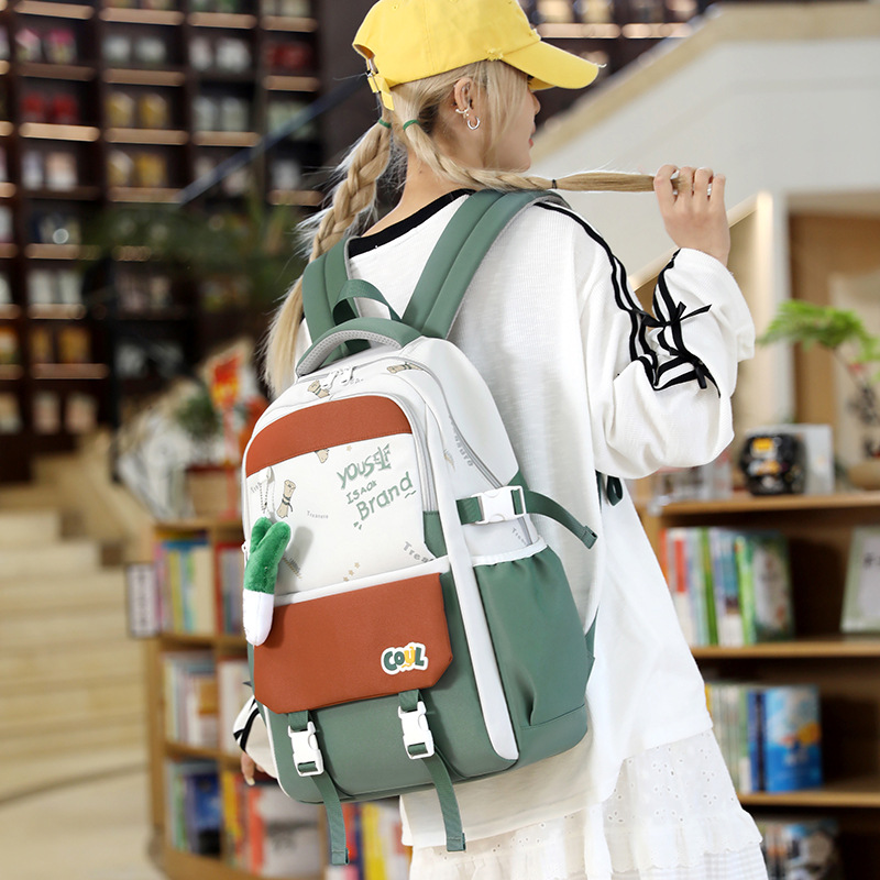 2025 New style middle school students' color-blocking schoolbag, high-quality school-style backpack for girls, and backpacks for primary school students from grades three to six details Picture