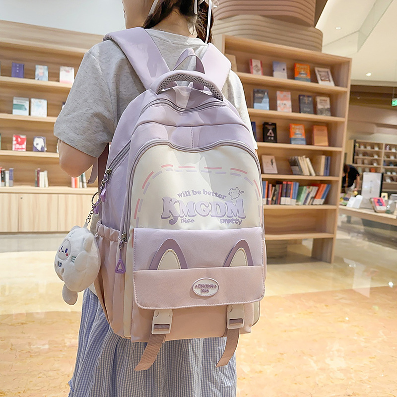 A new high-appearance-level Japanese ins school style fresh and sweet backpack with color contrast and splicing, lightweight and large-capacity backpack full figure