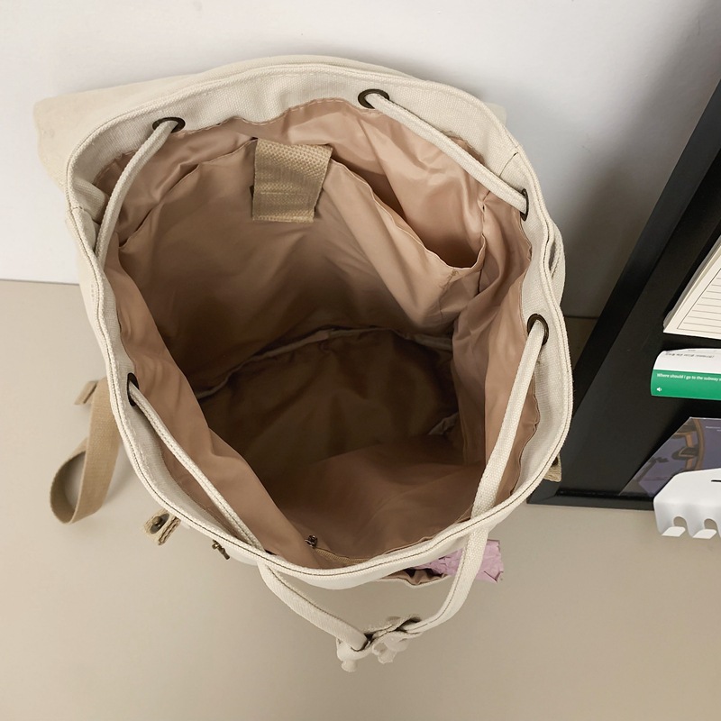 Japanese-style schoolbags in an ink-style, laid-back and simple style for junior high school girls with a high level of good looks and for boys with a school style backpack Application Scenario