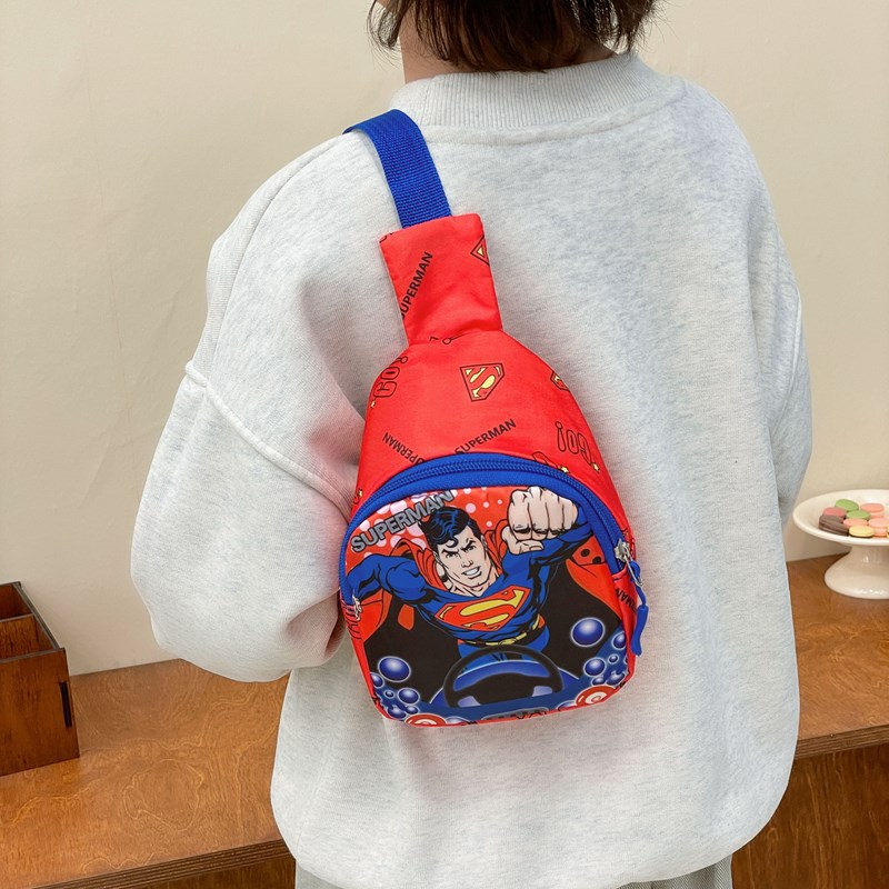 Cartoon character superhero printed nylon lightweight chest bag, large-capacity single-shoulder bag for kindergarten children Application Scenario