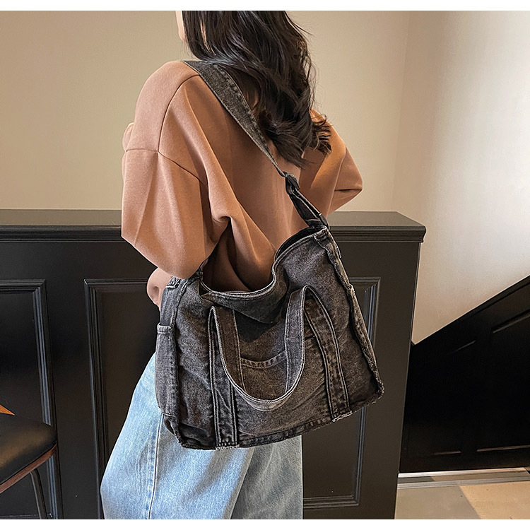 Spring 2025 new vintage denim bag with large capacity, a female Harajuku style college student tote bag details Picture