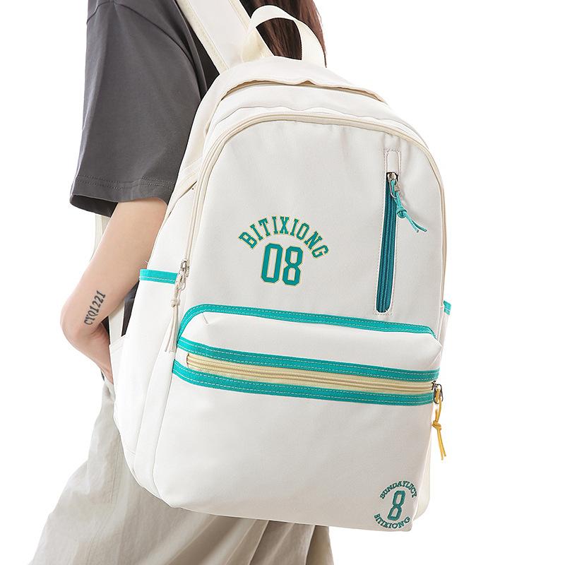 The new Korean version of the high-appearance-level letter schoolbag for junior and senior high school girls is simple, lightweight and versatile for commuting. It has a large capacity backpack details Picture