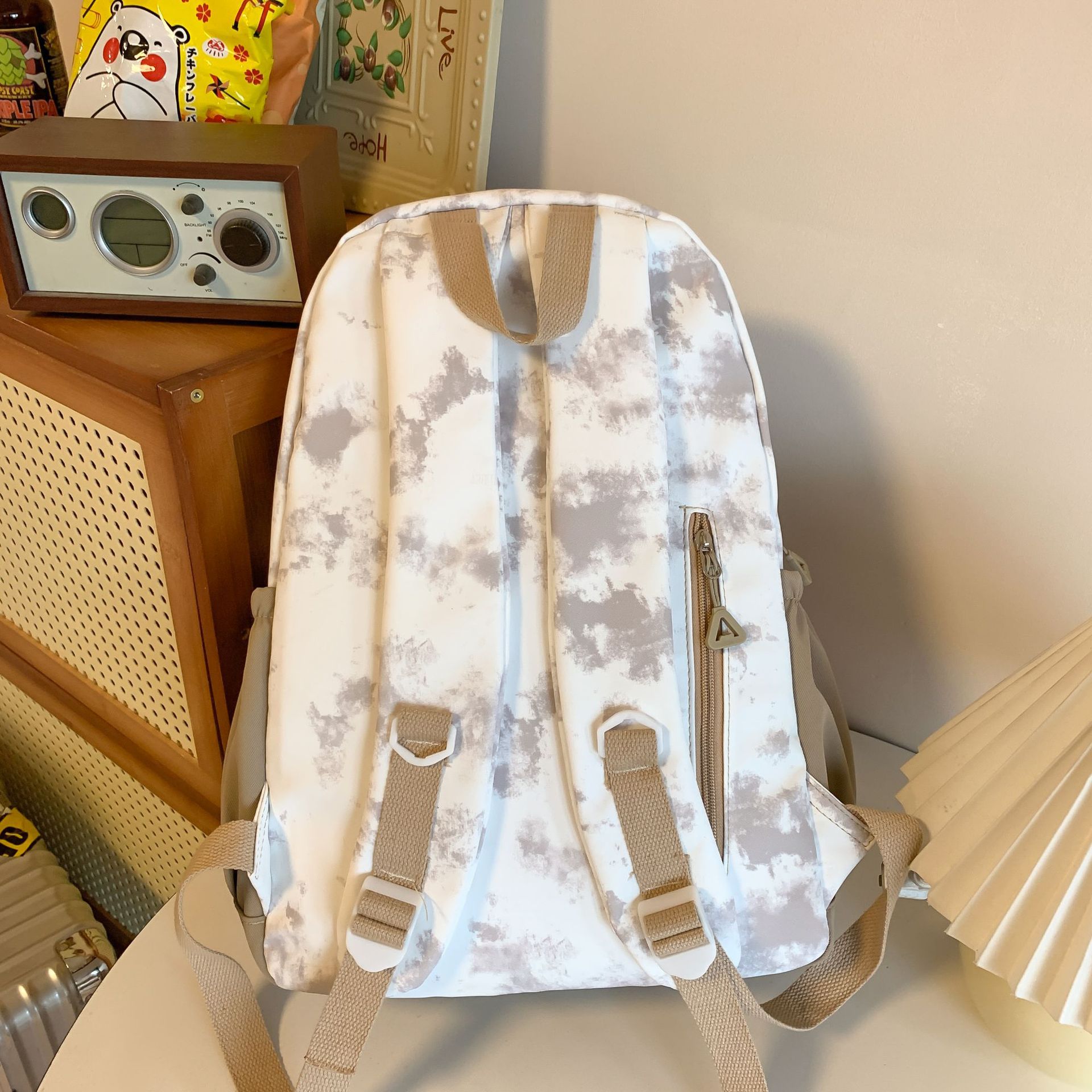 Wide-shoulder strap schoolbag for girls, Korean style Instagram color-blocking and splicing, large-capacity fresh and cute backpack for junior high school students, primary school students Specification drawing