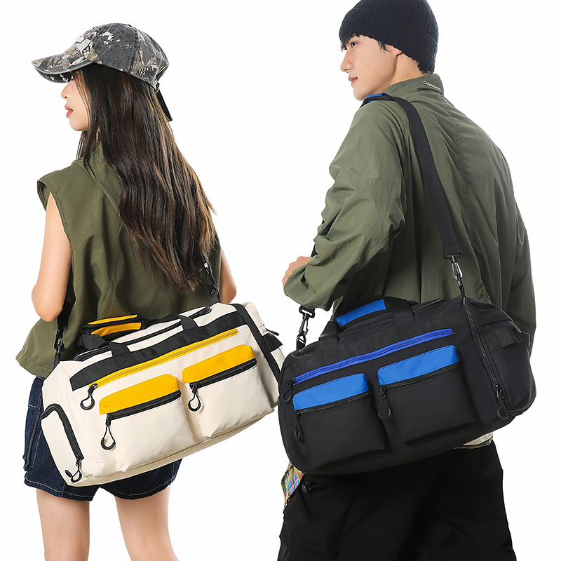 New high-appearancelevel, super cool color-blocking travel bag, couple outdoor sports, mountain climbing and travel, large-capacity crossbody bag full figure
