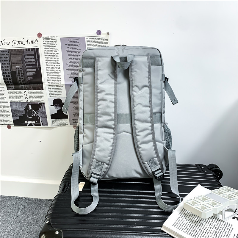 Men's trendy backpack, water-resistant travel functional style basketball schoolbag, large-capacity cycling men's helmet backpack Specification drawing