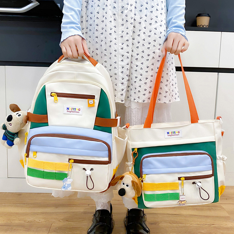 Japanese-style cute color-blocking backpacks for girls, large-capacity forest-themed schoolbags for primary and secondary school students, versatile and sweet after-school bags full figure