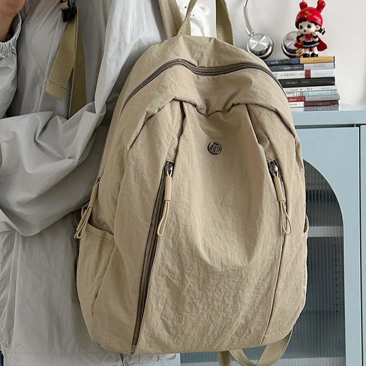 Korean version, Japanese style, large-capacity backpack, multi-functional, simple and versatile, lightweight, outdoor travel, water-resistant small backpack full figure