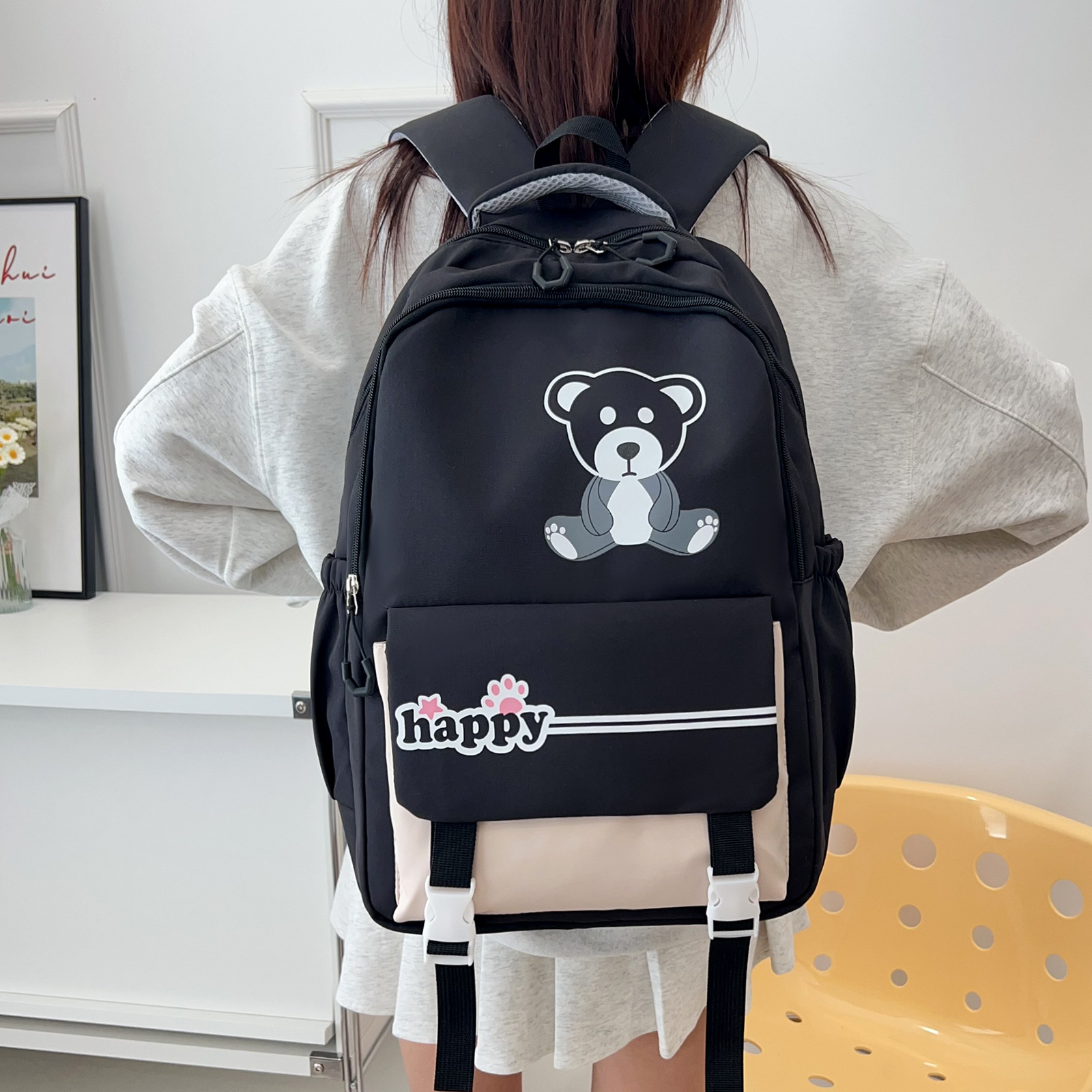 The new forest-themed ins fresh solid color backpack is a casual, simple and lightweight large-capacity backpack for high school and junior high school students to attend classes details Picture