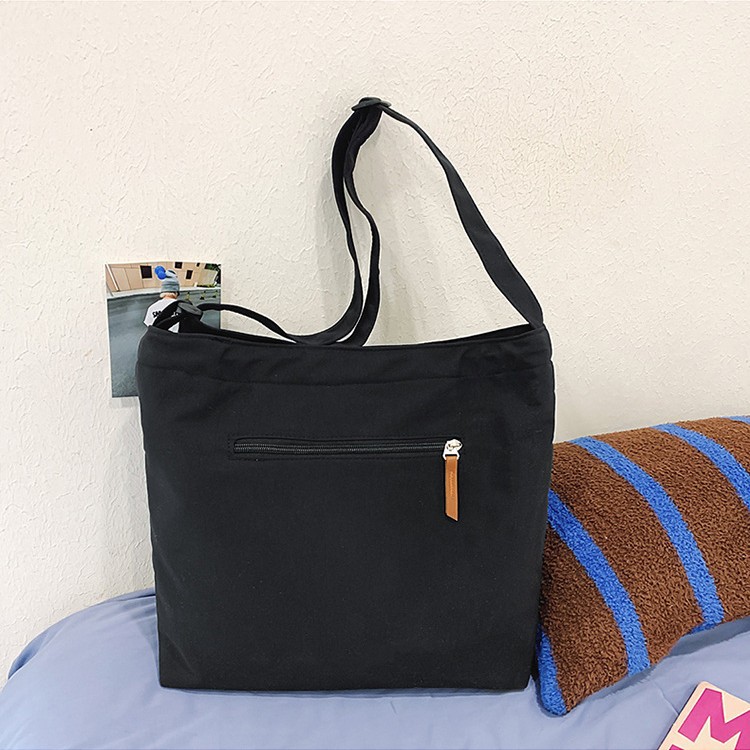 Lightweight waterproof single-shoulder crossbody bag, men's Instagram streetwear messenger bag, Japanese-style simple travel bag, college student make-up class bag Specification drawing