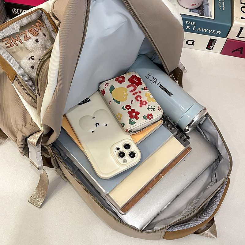 New high-quality, fresh, sweet and cute rabbit transparent pain-making bag for junior and senior high school students' spring outing backpack Application Scenario
