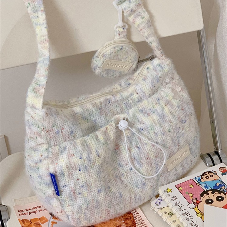 Autumn and winter rainbow plush knitted crossbody bag, Japanese ins niche large-capacity dumpling bag, forest-style girl single-shoulder bag Specification drawing