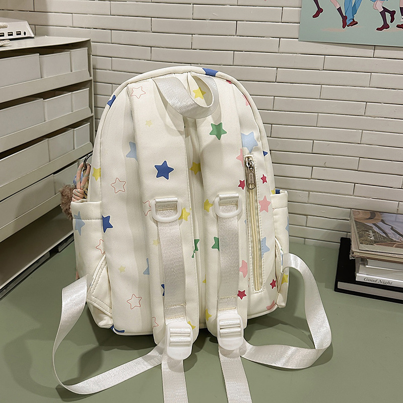 The new InS-style ultra-light travel backpack is versatile, a niche schoolbag for junior and senior high school students, and a large-capacity, lightweight commuting bag Specification drawing