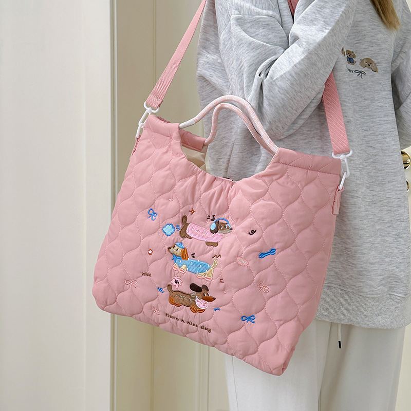 New cute and soft crossbody bag with cartoon embroidery for female students, large-capacity single-shoulder handbag and commuting hand-held bag full figure