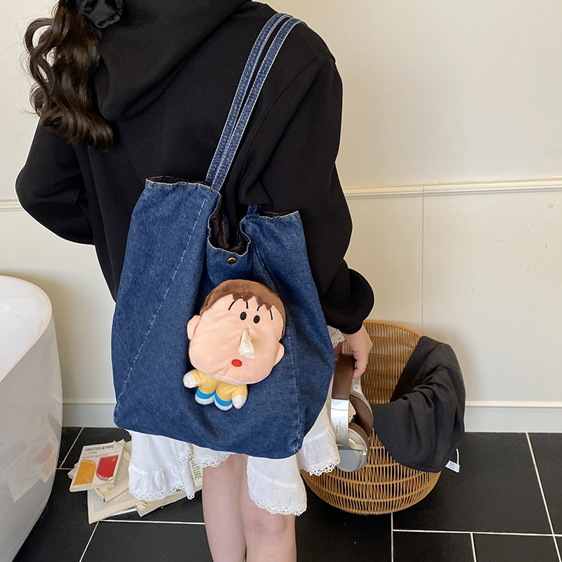 A new high-appeal, stylish Hong Kong-style Instagram cute cartoon tote bag for women, a casual, simple and lightweight crossbody bag for shopping and traveling full figure