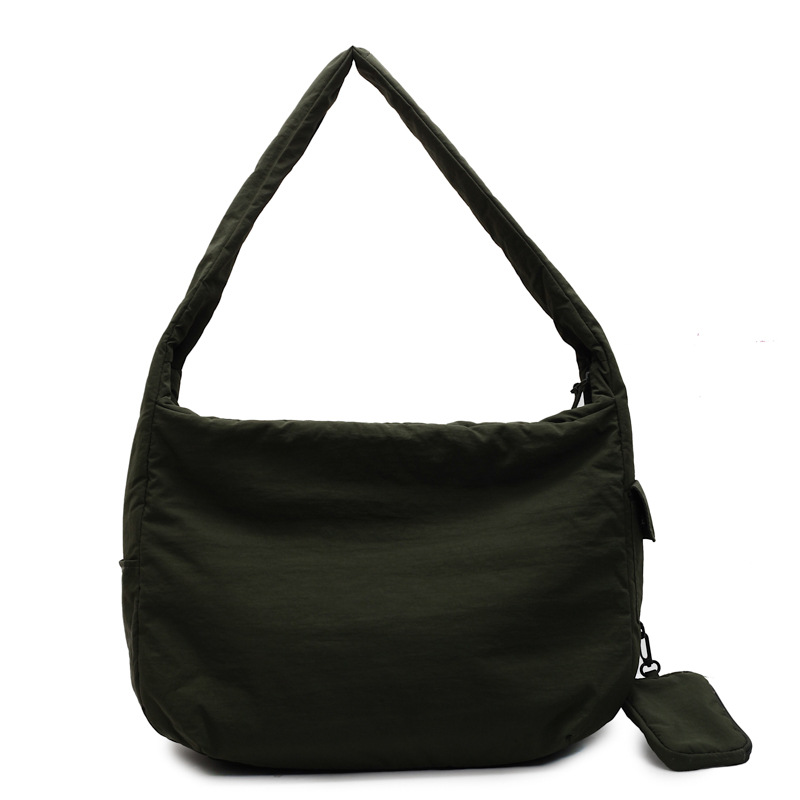 The new solid-color Japanese-style single-shoulder bag is fashionable, simple and versatile. It is a casual and commuting backpack with a large capacity and high appearance level Item Picture