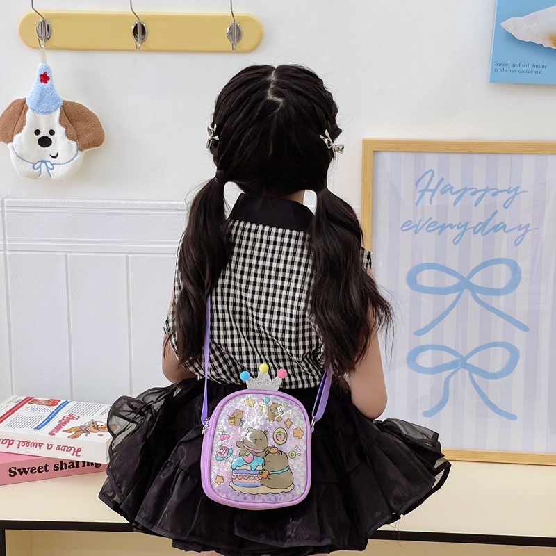 Summer new girls' travel crossbody bag, mini change single-shoulder bag, girls' cartoon capybara lightweight sequined backpack details Picture