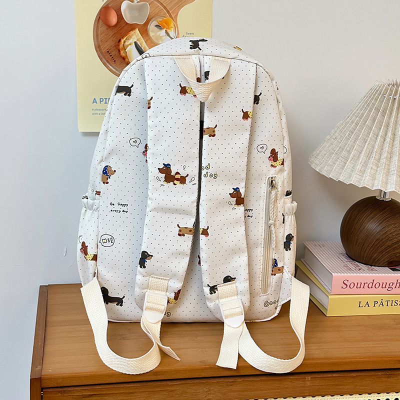 The new Instags-style Japanese backpack is cute for girls. It's a fresh and sweet backpack for junior and senior high school students and college students Specification drawing