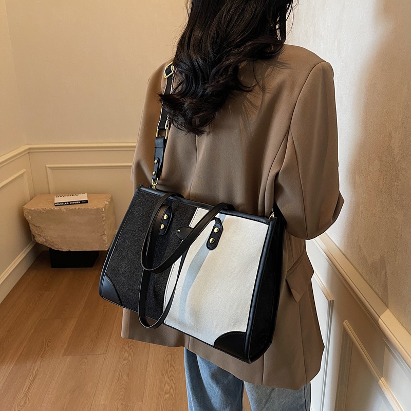 Denim bag for women, large capacity 2025 new spring/Summer versatile casual single-shoulder bag, college student tote bag for class details Picture