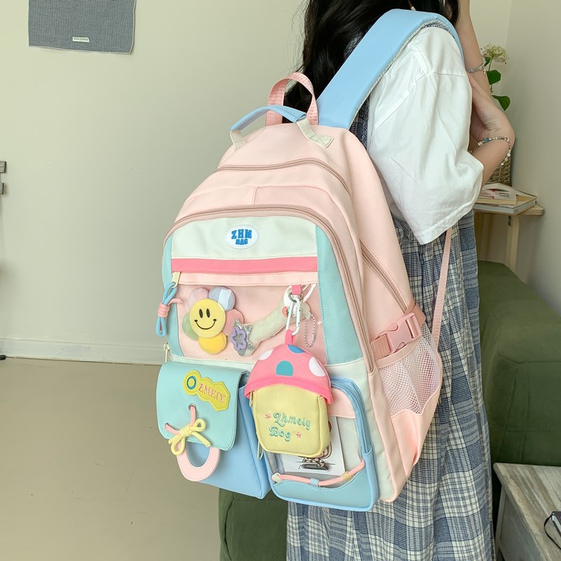 A new high-appearance-level forest-themed, fresh and cute, InS-style baggy bag for junior and senior high school students, and a large-capacity backpack full figure