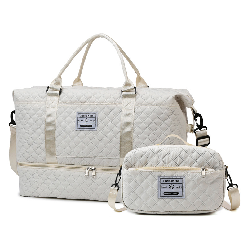 Korean-style diamond-shaped travel fitness bag storage bag, crossbody portable mother-and-child bag, yoga fitness bag, large-capacity travel bag Item Picture