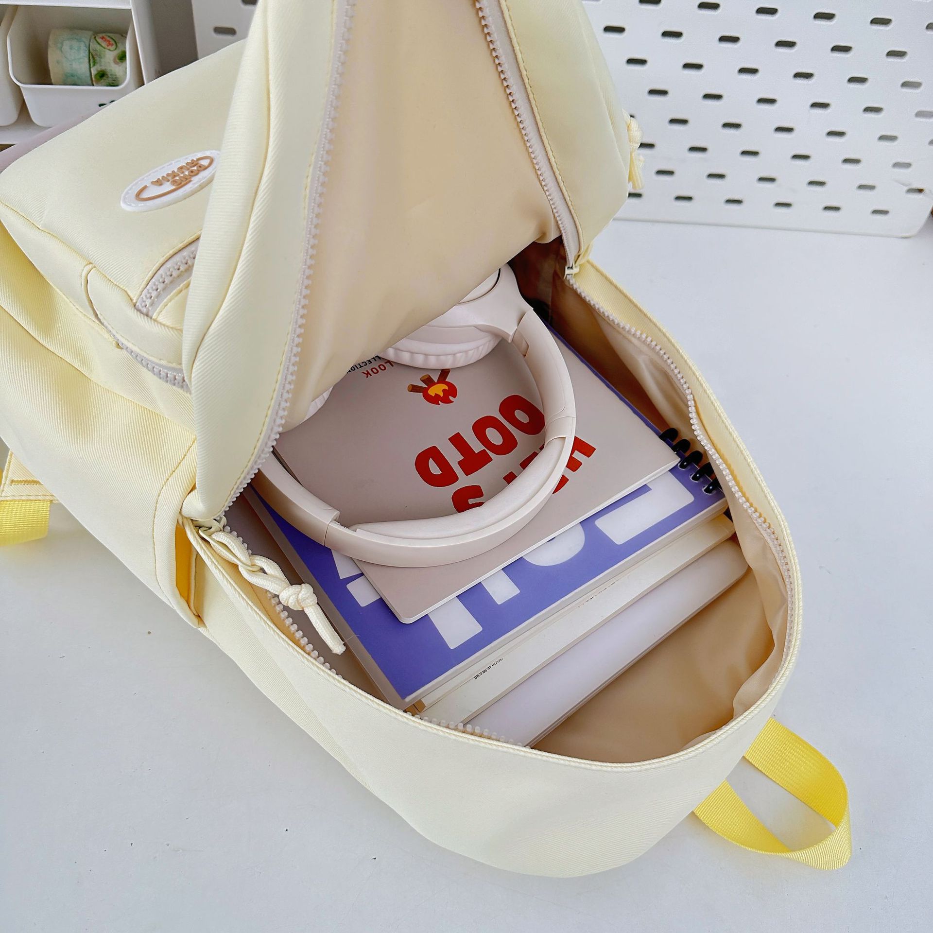 Junior high school schoolbag, Korean style Instagram, cute and simple forest style, high appearance level girl backpack, high school student backpack Application Scenario
