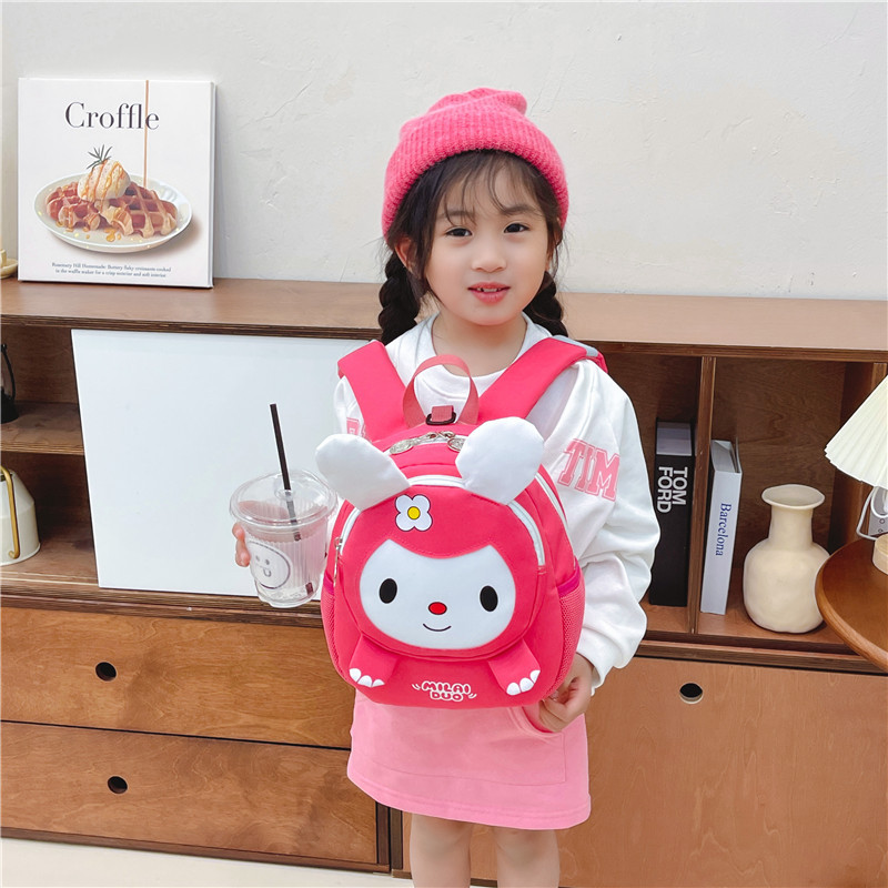 Children's kindergarten schoolbag, girls' super cute little rabbit backpack, ultra-light baby anti-wandering backpack, trendy style Application Scenario