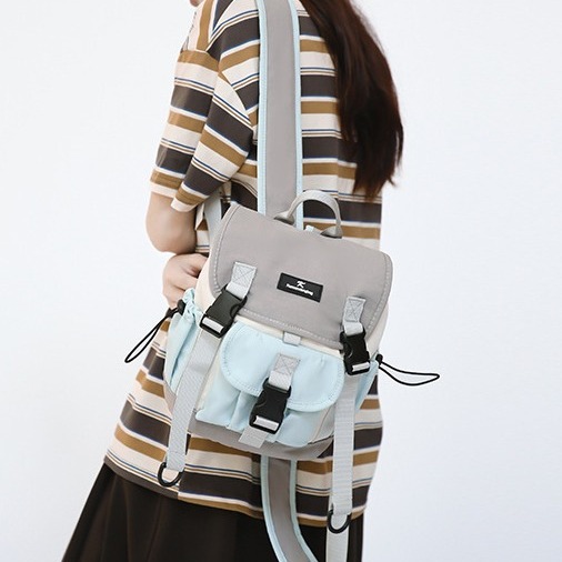 Korean-style trendy and cool color-blocking small backpack, lightweight, small and exquisite small bag, mountain climbing sports outdoor backpack for women full figure